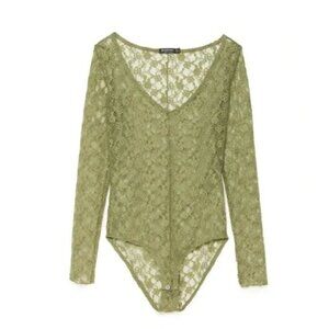 NWT Stradivarius Green Lace Long Sleeve Bodysuit
